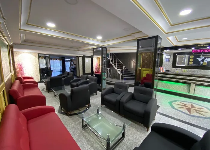 Отель Grand Oral